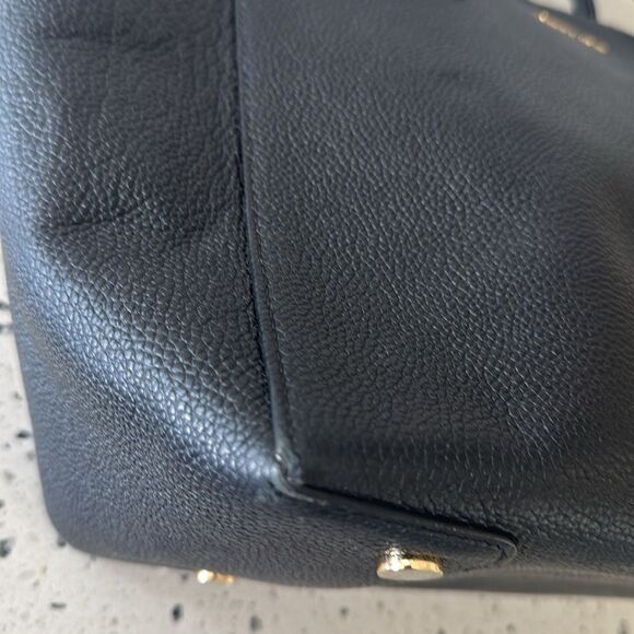 Michael Kors Mercer Large Satchel Black Leather Handbag Top Zip Closure Bag GUC - Picture 12 of 14